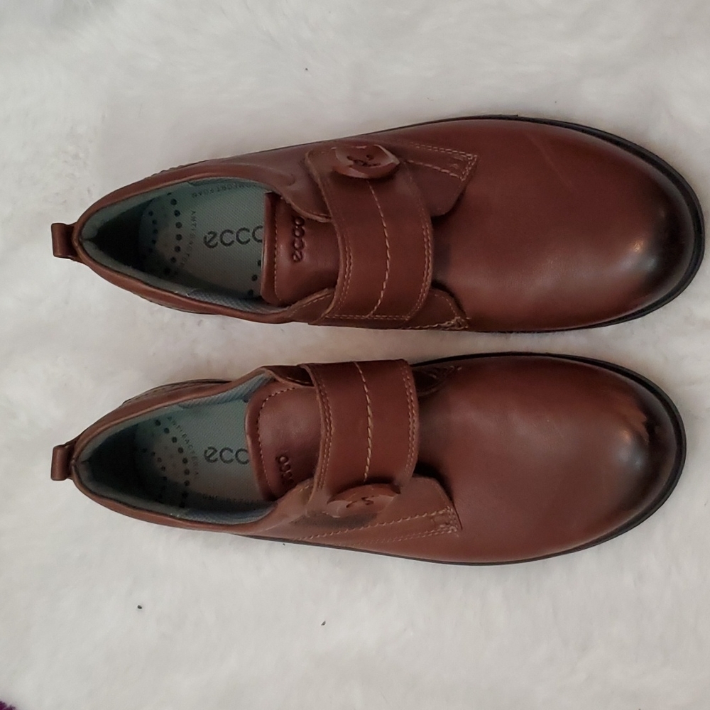 Ecco Womens Clay Loafer Shoes Brown Button Strap Hook And Loop